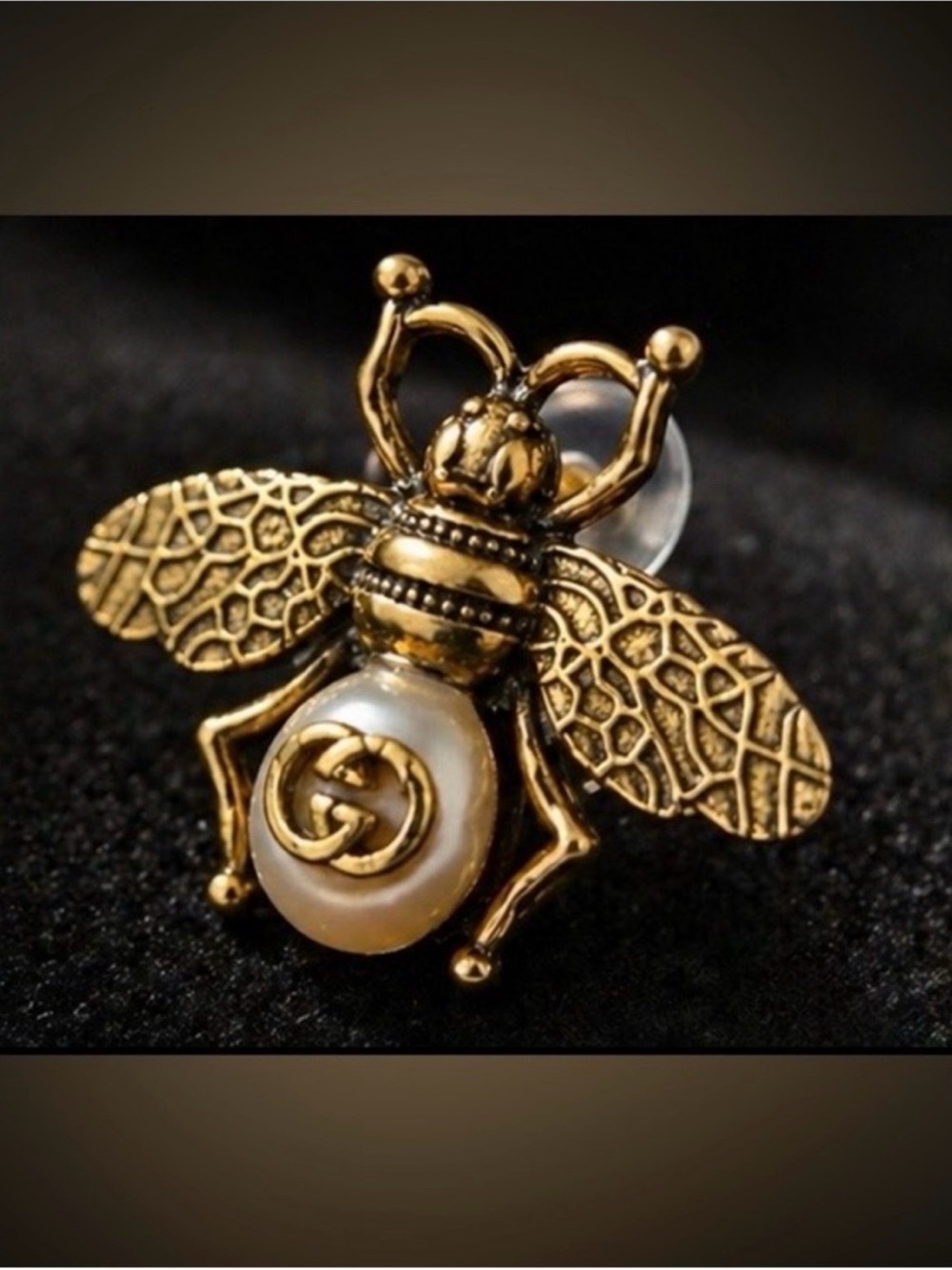 Gold Bee Pearl Stud Earrings With GG Motif - Picture 5 of 9
